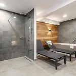 Tauernlodge Eben A2 * Эбен (Понгау)