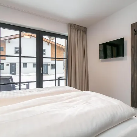 シャレー Tauernlodge Eben A2 エーベン・イム・ポンガウ