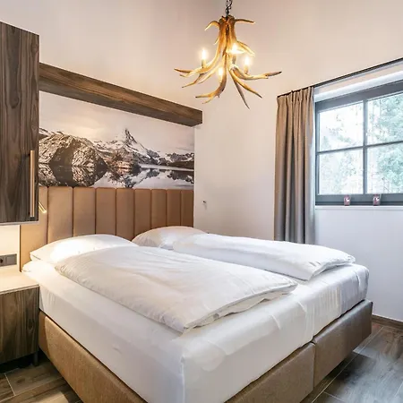 Tauernlodge Eben A2 エーベン・イム・ポンガウ